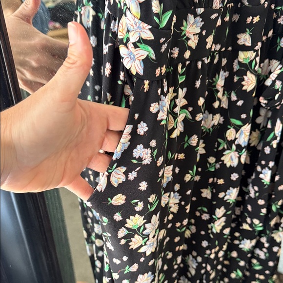 Floral Black Jumpsuit with pockets from Stitchfix Kaileigh - Picture 3 of 5
